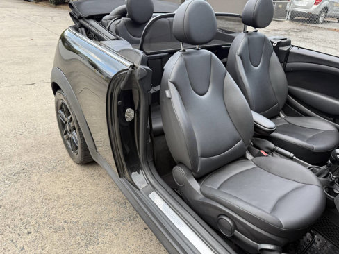 Used 2014 MINI Cooper Convertible image 20