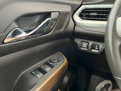Used 2021 GMC Acadia SLE w/ Driver Convenience Package image 19
