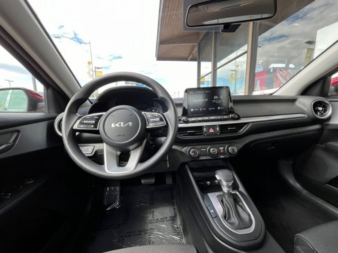 Used 2024 Kia Forte LXS image 33