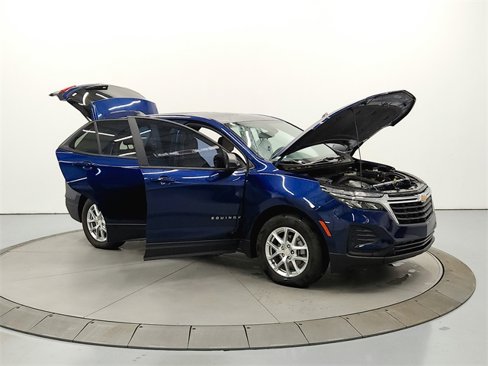 Used 2023 Chevrolet Equinox LS w/ LS Convenience Package image 10