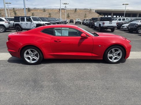Used 2023 Chevrolet Camaro LT image 7