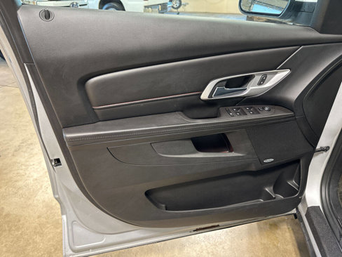 Used 2017 GMC Terrain SLE image 20