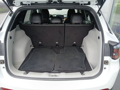 Used 2024 Jeep Compass Limited image 27