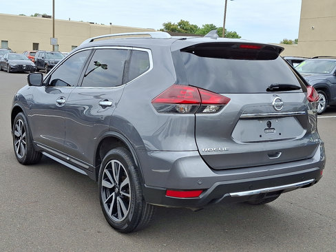 Used 2019 Nissan Rogue SL image 4