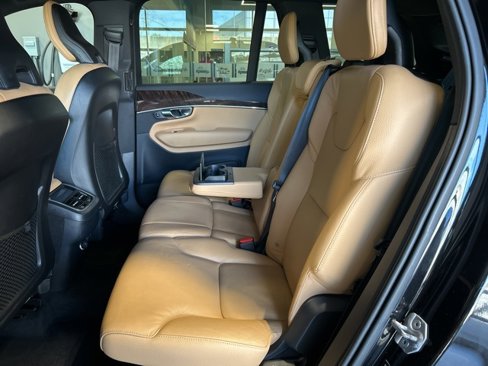 Used 2019 Volvo XC90 T6 Momentum w/ Advanced Package image 24