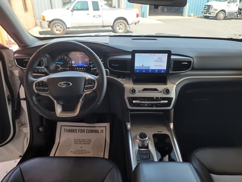 Used 2022 Ford Explorer XLT w/ Equipment Group 202A image 23