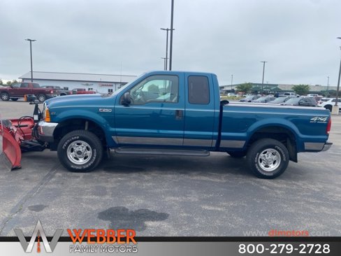 Used 2001 Ford F250 Lariat image 2