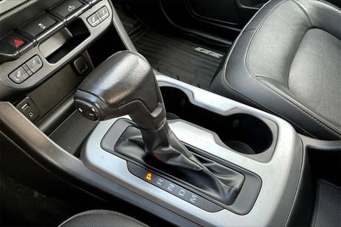 Used 2015 Chevrolet Colorado LT w/ Luxury Package image 26