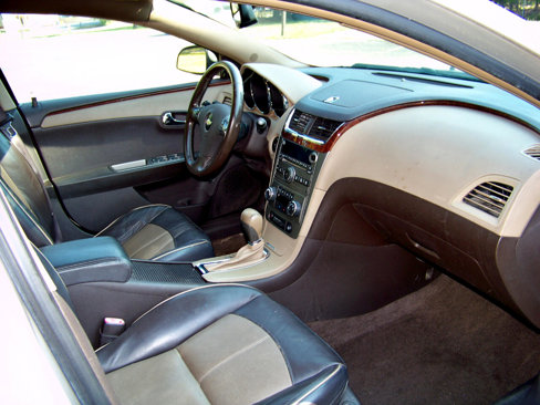 Used 2009 Chevrolet Malibu LTZ image 38