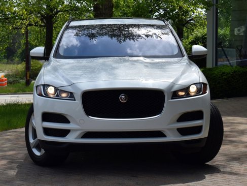 Used 2018 Jaguar F-PACE Premium image 7