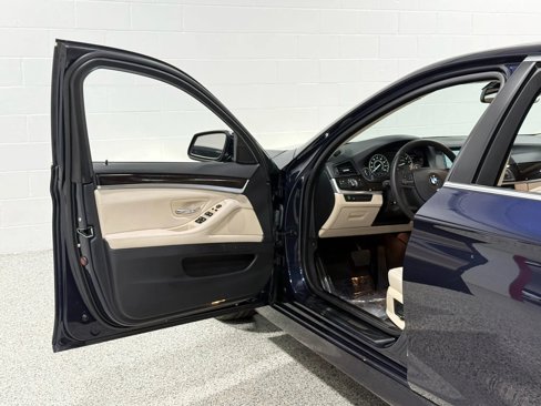 Used 2013 BMW 535i xDrive Sedan image 10
