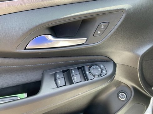 New 2025 Buick Envista Sport Touring w/ Convenience I Package image 13
