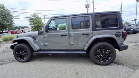 Used 2023 Jeep Wrangler Unlimited Sahara image 5