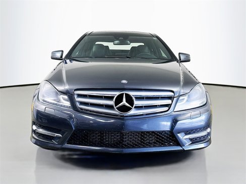 Used 2013 Mercedes-Benz C 250 Coupe image 2