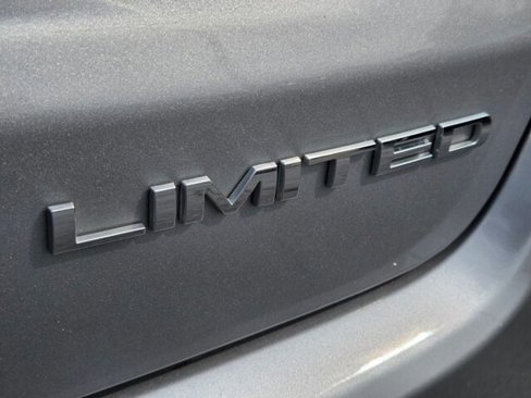 Used 2022 Jeep Compass Limited w/ Elite Group image 11