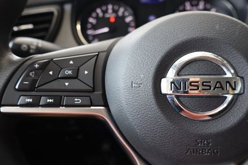 Used 2019 Nissan Rogue Sport S image 17