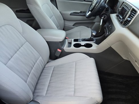 Used 2017 Kia Sportage LX image 15