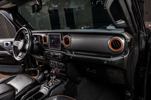 Used 2023 Jeep Gladiator Mojave image 16