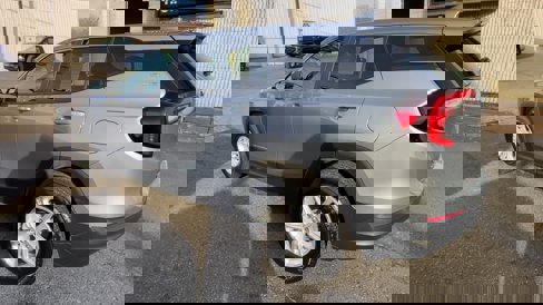 Used 2024 GMC Terrain SLE image 31
