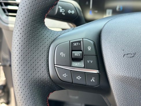 New 2025 Ford Escape ST-Line image 18