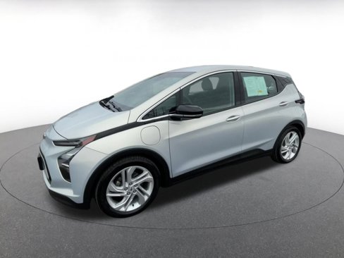 Used 2023 Chevrolet Bolt LT w/ Driver Confidence Package image 8