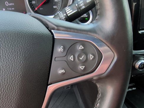 Used 2022 Chevrolet Traverse LT image 18