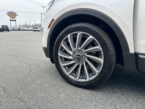 Used 2018 Lincoln MKC Reserve image 24