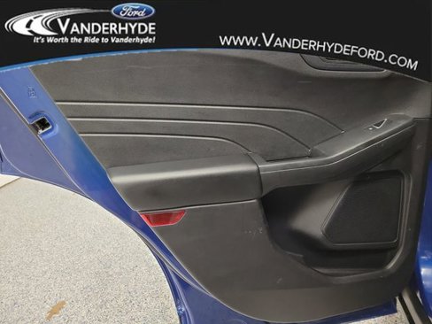 Used 2022 Ford Escape SE image 10