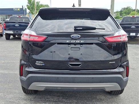 Used 2022 Ford Edge SEL image 5