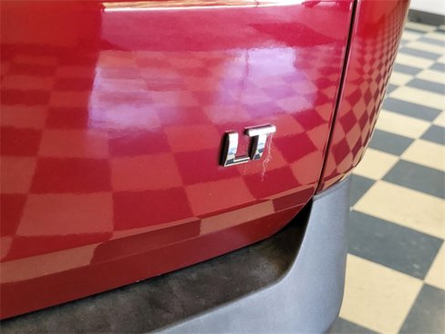 Used 2019 Chevrolet Traverse LT image 11