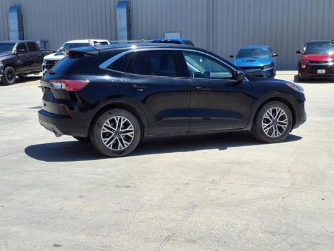 Used 2022 Ford Escape SEL image 6