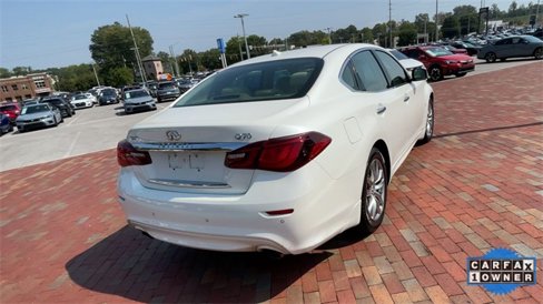 Used 2016 INFINITI Q70 3.7 w/ Technology Package image 9