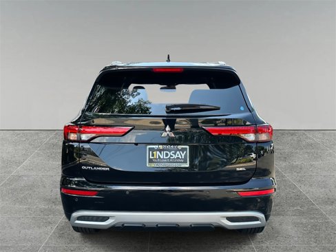Used 2022 Mitsubishi Outlander SEL image 11