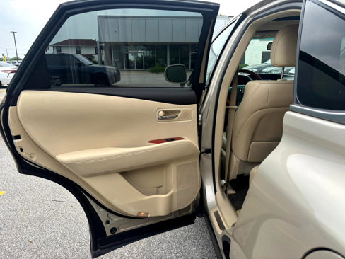 Used 2012 Lexus RX 450h FWD image 14