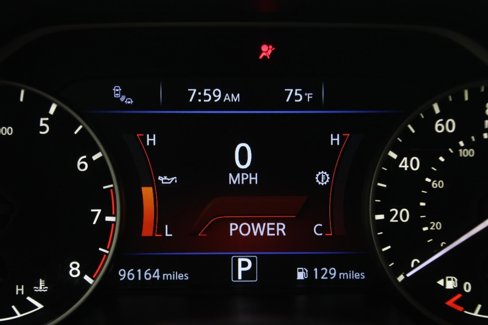 Used 2016 Nissan Maxima Platinum image 10