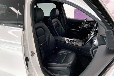 Used 2018 Mercedes-Benz GLC 300 4MATIC image 12