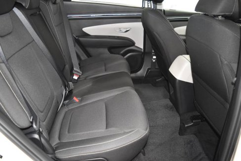 Used 2024 Hyundai Tucson SE image 37