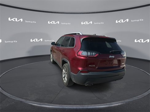 Used 2019 Jeep Cherokee Latitude Plus w/ Comfort/Convenience Group image 16