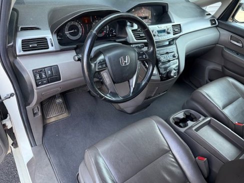 Used 2013 Honda Odyssey Touring image 10