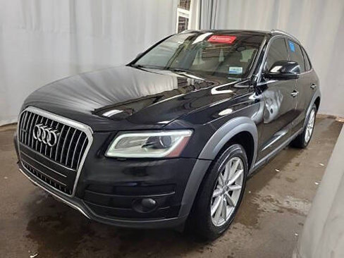 Used 2017 Audi Q5 2.0T Premium Plus w/ Technology Package image 1