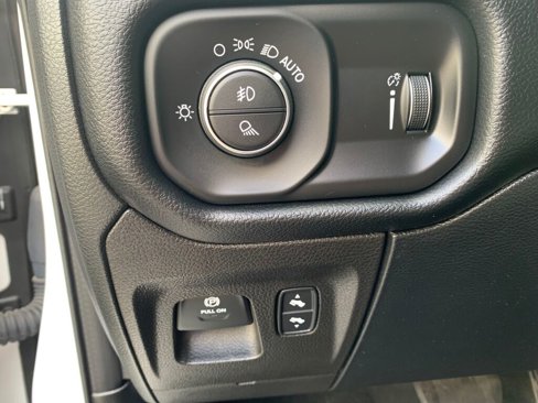 Used 2020 RAM 1500 Big Horn image 18