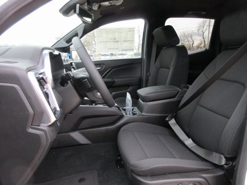 New 2025 GMC Canyon Elevation w/ Convenience Package image 13