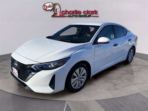 Used 2024 Nissan Sentra S image 1