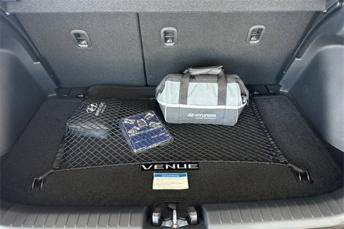 New 2025 Hyundai Venue SEL image 12