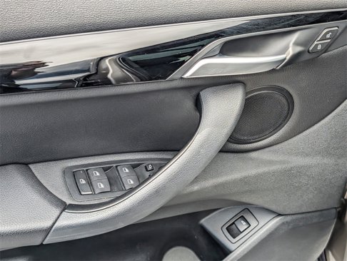 Used 2021 BMW X1 xDrive28i image 14