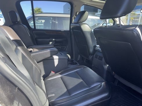 Used 2010 Nissan Armada Platinum w/ Captain Seat Pkg image 9