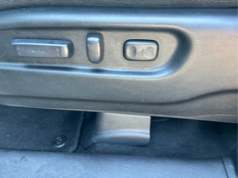 Used 2021 Honda Pilot EX image 9