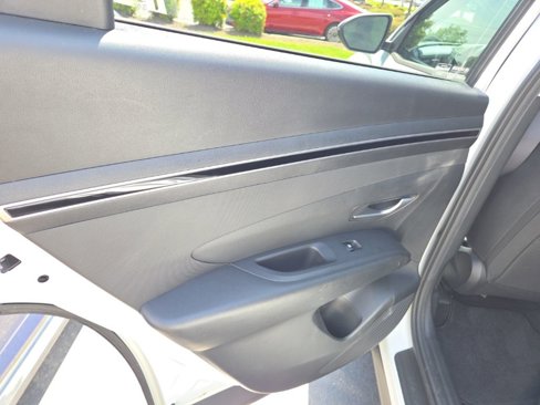 Used 2022 Hyundai Tucson SEL image 8