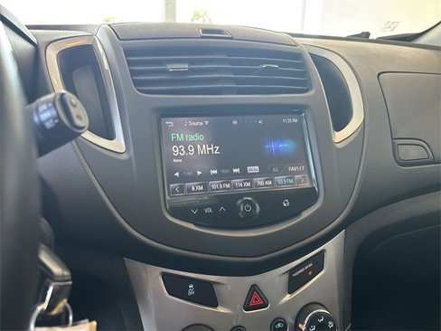 Used 2015 Chevrolet Trax LT w/ LT Plus Package image 23