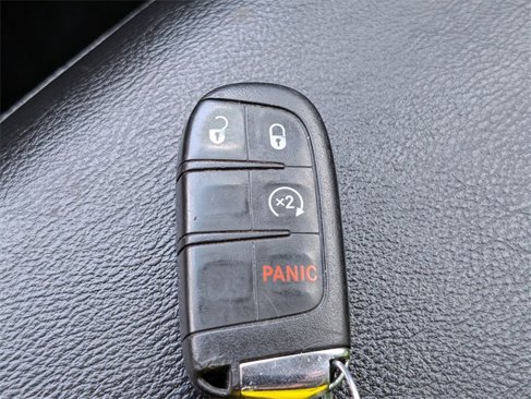 Used 2018 Jeep Compass Latitude w/ Popular Equipment Group image 25